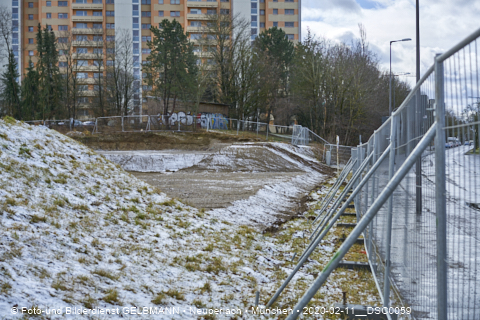 11.02.2020 - Baustelle Zufahrt zum Alexisquartier an der Ständlerstrasse in Neuperlach