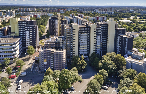 20.08.2020 - Marx-Zentrum und Karl-Marx-Ring 52-62 und Studentenwohnheim in Neuperlach