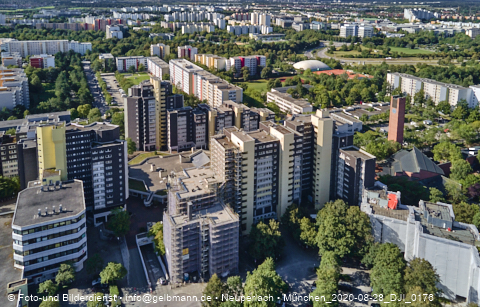 28.08.2020 - Marx-Zentrum, Studentenwohnheim, Wohnanlage Karl-Marx-Ring 52-62, KMR 53-57c Umgebung