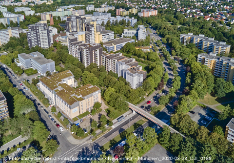 28.08.2020 - Marx-Zentrum, Studentenwohnheim, Wohnanlage Karl-Marx-Ring 52-62, KMR 53-57c Umgebung