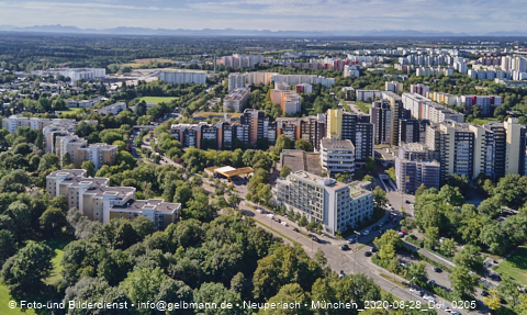 28.08.2020 - Marx-Zentrum, Studentenwohnheim, Wohnanlage Karl-Marx-Ring 52-62, KMR 53-57c Umgebung