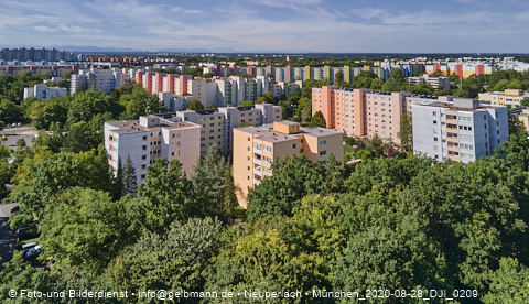 28.08.2020 - Marx-Zentrum, Studentenwohnheim, Wohnanlage Karl-Marx-Ring 52-62, KMR 53-57c Umgebung