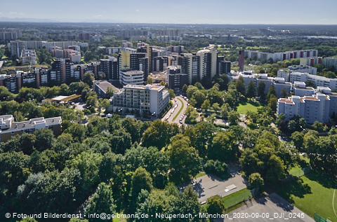 09.09.2020 - Marx-Zentrum, Studentenwohnheim, Wohnanlage Karl-Marx-Ring 52-62, KMR 53-57c Umgebung