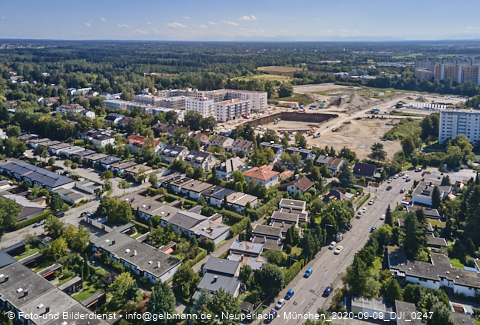 09.09.2020 - Marx-Zentrum, Studentenwohnheim, Wohnanlage Karl-Marx-Ring 52-62, KMR 53-57c Umgebung