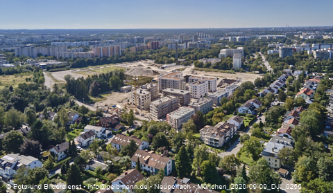 09.09.2020 - Marx-Zentrum, Studentenwohnheim, Wohnanlage Karl-Marx-Ring 52-62, KMR 53-57c Umgebung