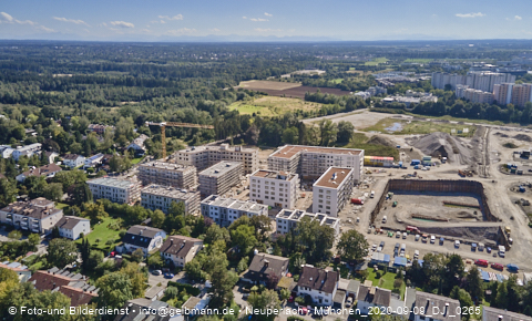 09.09.2020 - Marx-Zentrum, Studentenwohnheim, Wohnanlage Karl-Marx-Ring 52-62, KMR 53-57c Umgebung