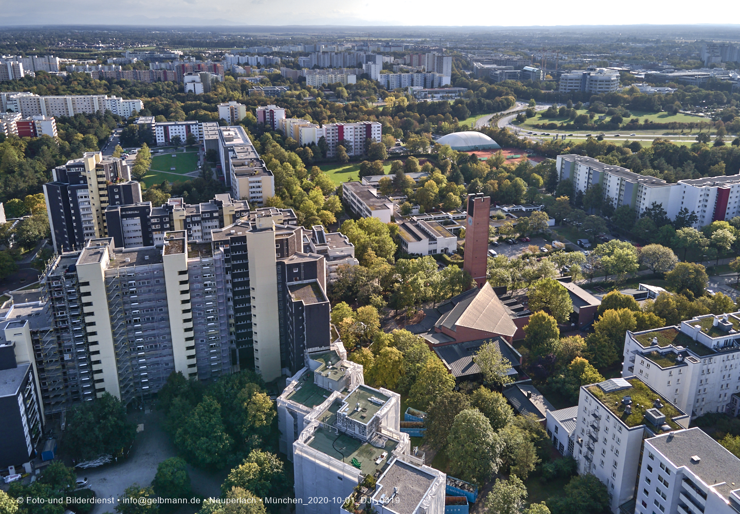 01.01.2020 - Marx-Zentrum und Karl-Marx-Ring 52-62 und Studentenwohnheim in Neuperlach