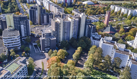 08.10.2020 - Marx-Zentrum und Karl-Marx-Ring 52-62 und Studentenwohnheim in Neuperlach