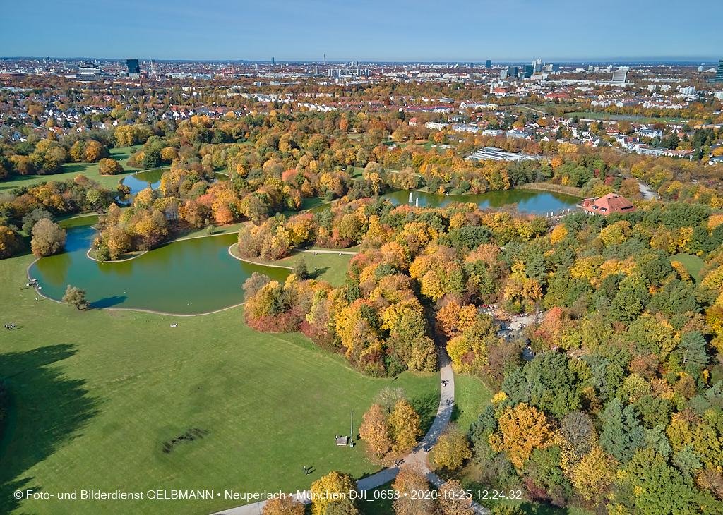 Der Ostpark in Neuperlach im Oktober von Oben am 24.10.2020