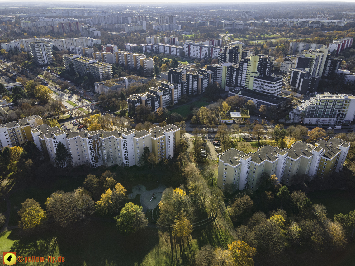 07.11.2020 - Fassadensanierung im Marx-Zentrum und am Karl-Marx-Ring in Neuperlach