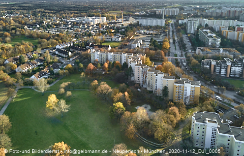 12.11.2020 - Marx-Zentrum und Karl-Marx-Ring 52-62 und Studentenwohnheim in Neuperlach