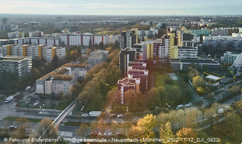 12.11.2020 - Marx-Zentrum und Karl-Marx-Ring 52-62 und Studentenwohnheim in Neuperlach