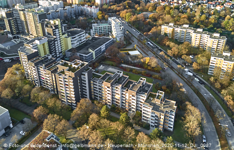 12.11.2020 - Marx-Zentrum und Karl-Marx-Ring 52-62 und Studentenwohnheim in Neuperlach
