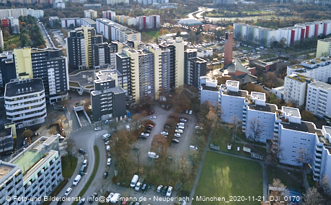 21.11.2020 - Marx-Zentrum und Karl-Marx-Ring 52-62 und Studentenwohnheim in Neuperlach