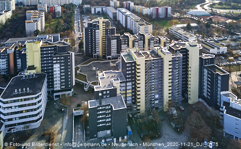 21.11.2020 - Marx-Zentrum und Karl-Marx-Ring 52-62 und Studentenwohnheim in Neuperlach