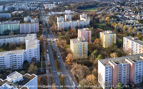 21.11.2020 - Marx-Zentrum und Karl-Marx-Ring 52-62 und Studentenwohnheim in Neuperlach