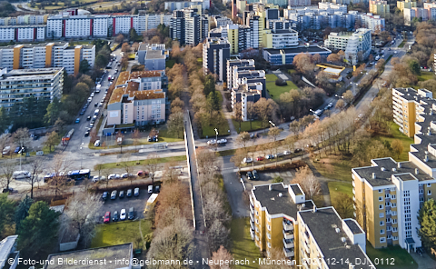 14.12.2020 - Marx-Zentrum und Karl-Marx-Ring 52-62 und Studentenwohnheim in Neuperlach