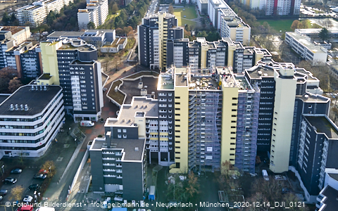 14.12.2020 - Marx-Zentrum und Karl-Marx-Ring 52-62 und Studentenwohnheim in Neuperlach