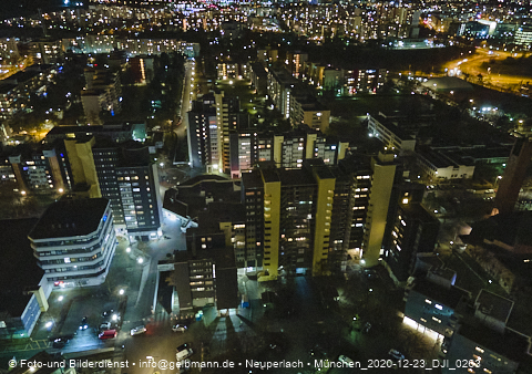 23.12.2020 - Marx-Zentrum und Karl-Marx-Ring 52-62 und Studentenwohnheim in Neuperlach