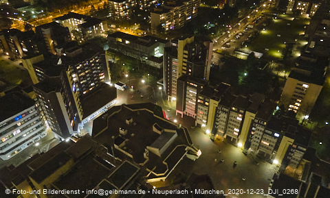 23.12.2020 - Marx-Zentrum und Karl-Marx-Ring 52-62 und Studentenwohnheim in Neuperlach