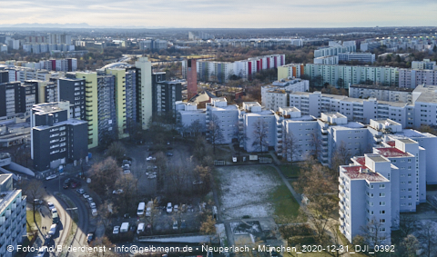 31.12.2020 - Marx-Zentrum und Karl-Marx-Ring 52-62 und Studentenwohnheim in Neuperlach