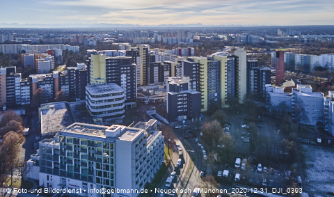 31.12.2020 - Marx-Zentrum und Karl-Marx-Ring 52-62 und Studentenwohnheim in Neuperlach