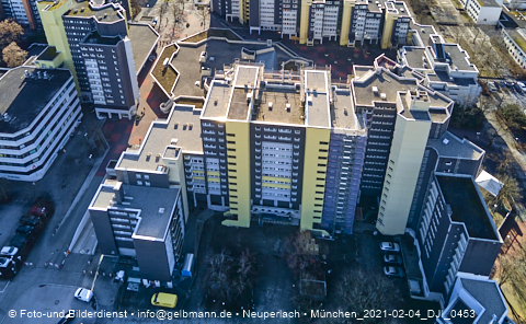04.02.2021 - Marx-Zentrum und Karl-Marx-Ring 52-62 und Studentenwohnheim in Neuperlach