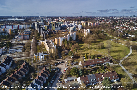 04.02.2021 - Marx-Zentrum und Karl-Marx-Ring 52-62 und Studentenwohnheim in Neuperlach