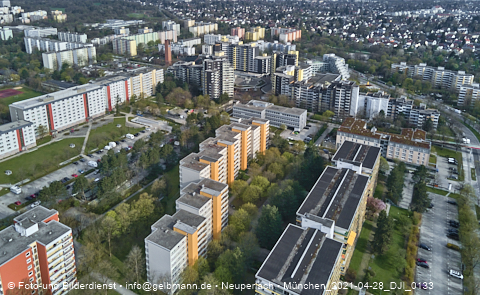 28.04.2021 - Marx-Zentrum und Karl-Marx-Ring 52-62 und Studentenwohnheim in Neuperlach