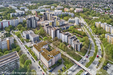 08.05.2021 - Marx-Zentrum und Karl-Marx-Ring 52-62 und Studentenwohnheim in Neuperlach