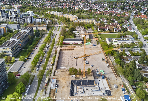 08.05.2021 - Marx-Zentrum und Karl-Marx-Ring 52-62 und Studentenwohnheim in Neuperlach