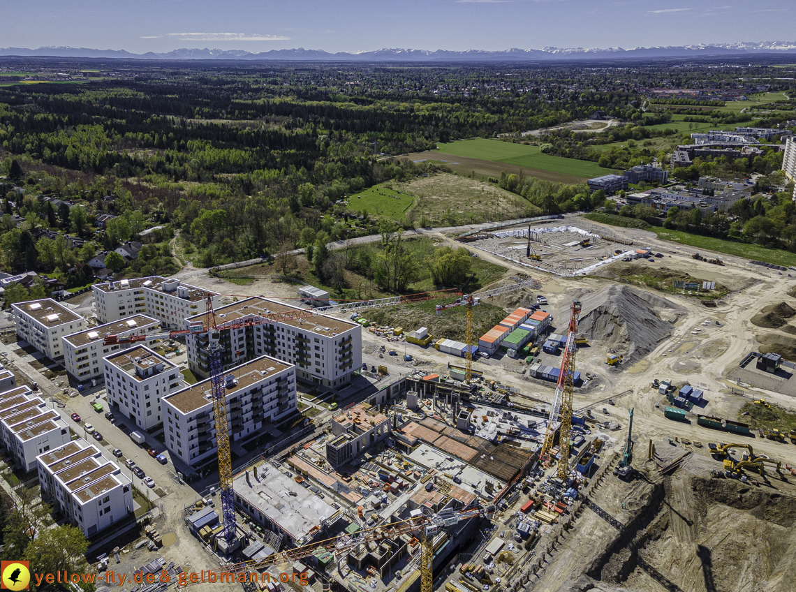 09.05.2021 - Baustelle Alexisquartier und Hugo-LAng-Bogen und Niederalmstrasse in Neuperlach
