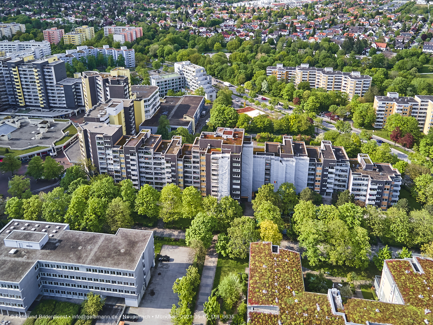 19.05.2021 - Großsanierung im Marx-Zentrum und kleine Sanierung am Karl-Marx-Ring 52-62
