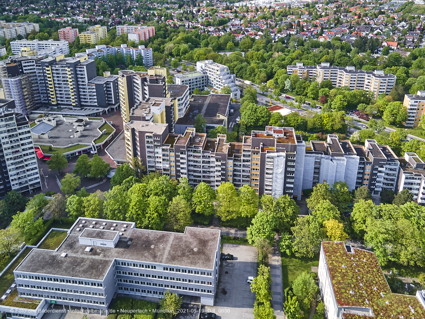 19.05.2021 - Großsanierung im Marx-Zentrum und kleine Sanierung am Karl-Marx-Ring 52-62