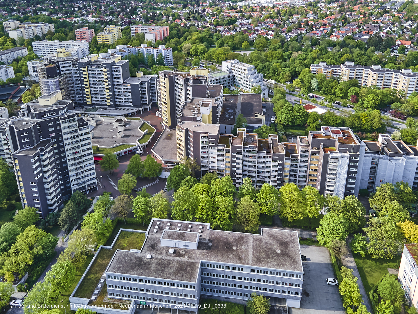 19.05.2021 - Großsanierung im Marx-Zentrum und kleine Sanierung am Karl-Marx-Ring 52-62