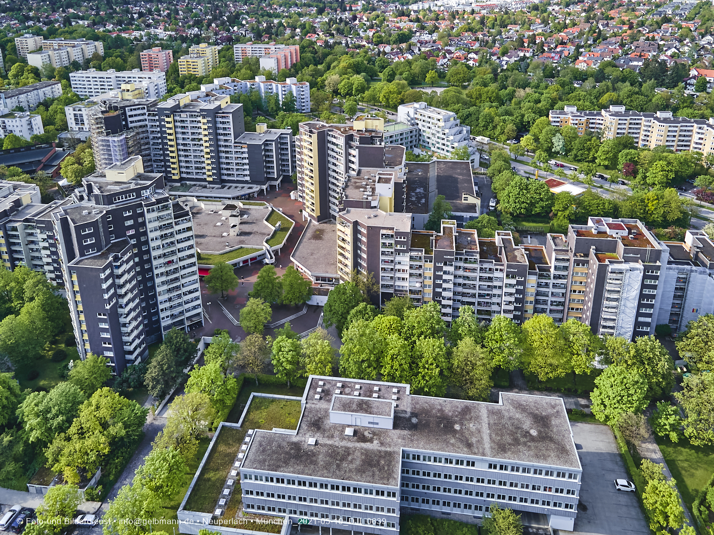 19.05.2021 - Großsanierung im Marx-Zentrum und kleine Sanierung am Karl-Marx-Ring 52-62