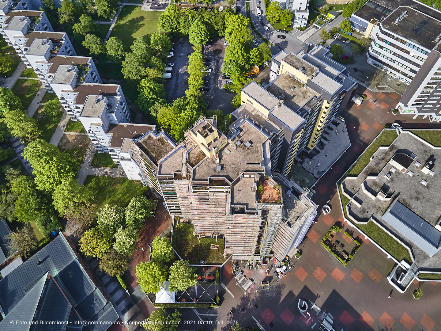 19.05.2021 - Großsanierung im Marx-Zentrum und kleine Sanierung am Karl-Marx-Ring 52-62