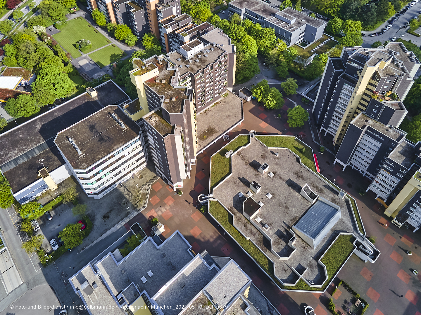 19.05.2021 - Großsanierung im Marx-Zentrum und kleine Sanierung am Karl-Marx-Ring 52-62