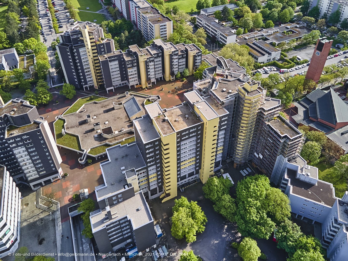 19.05.2021 - Großsanierung im Marx-Zentrum und kleine Sanierung am Karl-Marx-Ring 52-62