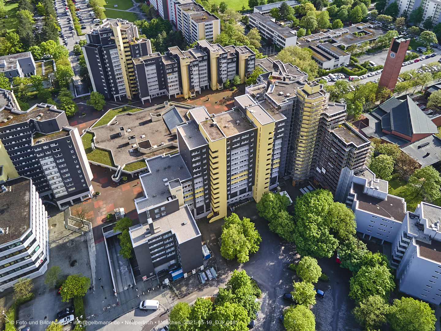 19.05.2021 - Großsanierung im Marx-Zentrum und kleine Sanierung am Karl-Marx-Ring 52-62