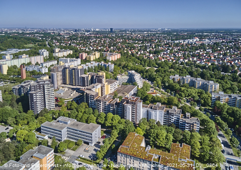 31.05.2021 - Marx-Zentrum und Karl-Marx-Ring 52-62 und Studentenwohnheim in Neuperlach