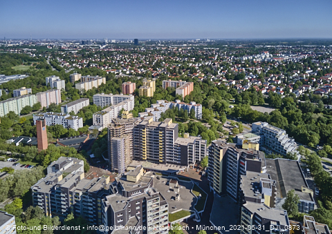 31.05.2021 - Marx-Zentrum und Karl-Marx-Ring 52-62 und Studentenwohnheim in Neuperlach