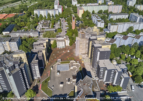 31.05.2021 - Marx-Zentrum und Karl-Marx-Ring 52-62 und Studentenwohnheim in Neuperlach