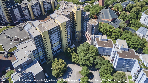 06.07.2021 - Marx-Zentrum und Karl-Marx-Ring 52-62 und Studentenwohnheim in Neuperlach