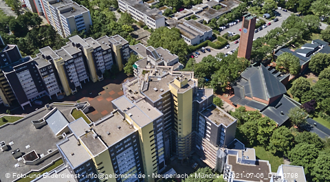 06.07.2021 - Marx-Zentrum und Karl-Marx-Ring 52-62 und Studentenwohnheim in Neuperlach