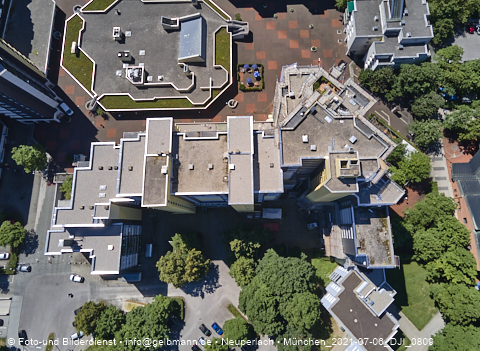 06.07.2021 - Marx-Zentrum und Karl-Marx-Ring 52-62 und Studentenwohnheim in Neuperlach