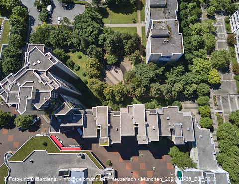 06.07.2021 - Marx-Zentrum und Karl-Marx-Ring 52-62 und Studentenwohnheim in Neuperlach