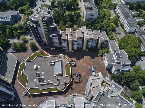 21.07.2021 - Marx-Zentrum und Karl-Marx-Ring 52-62 und Studentenwohnheim in Neuperlach