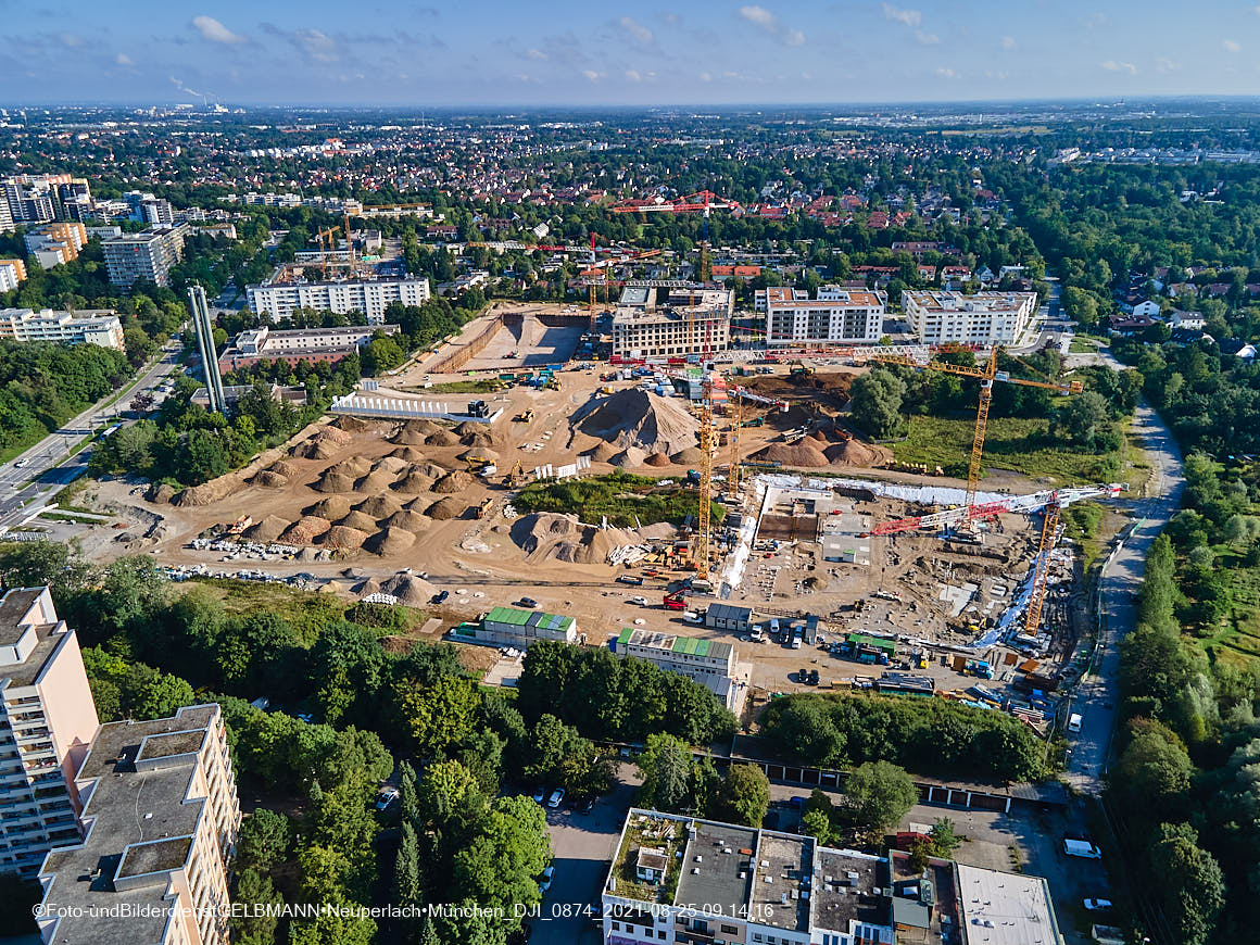 25.08.2020 - Luftaufnahmen vom Alexisquartier in Neuperlach in nördlicher Richtung