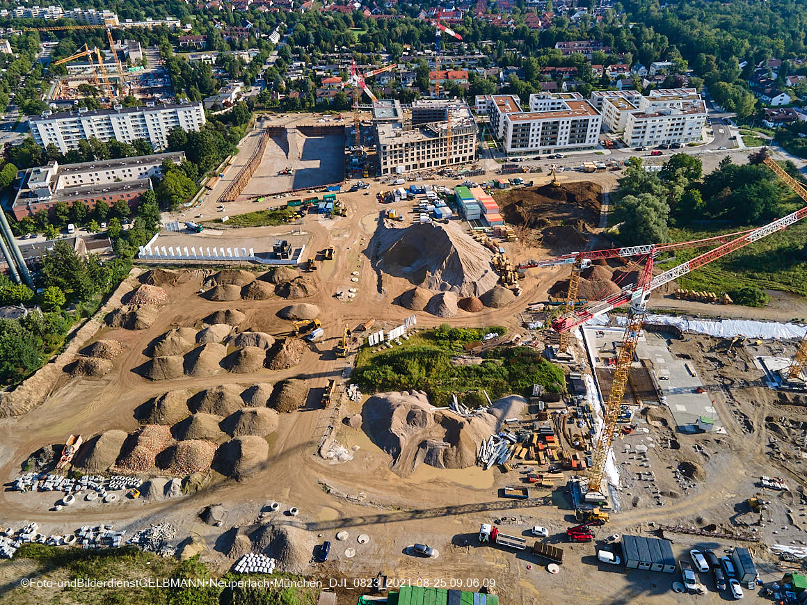 25.08.2020 - Luftaufnahmen von der Baustelle PandionVerde in Neuperlach